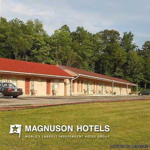 Motel 22 Mapleton Depot Huntingdon Exterior photo